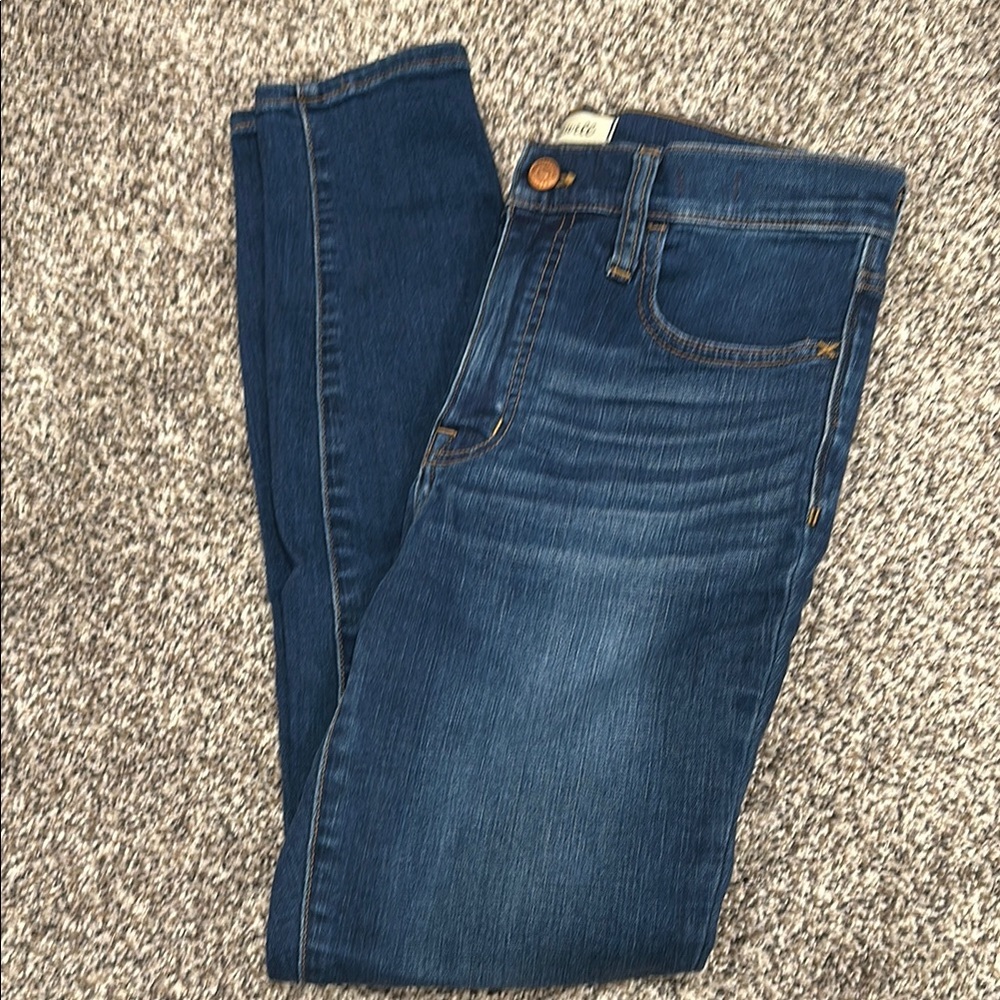 Madewell Road Tripped Blue Skinny Jeans with Rich Indigo Hue